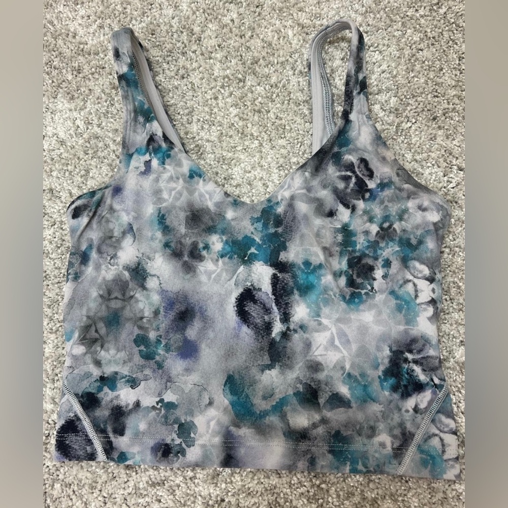 Lululemon work out tank!